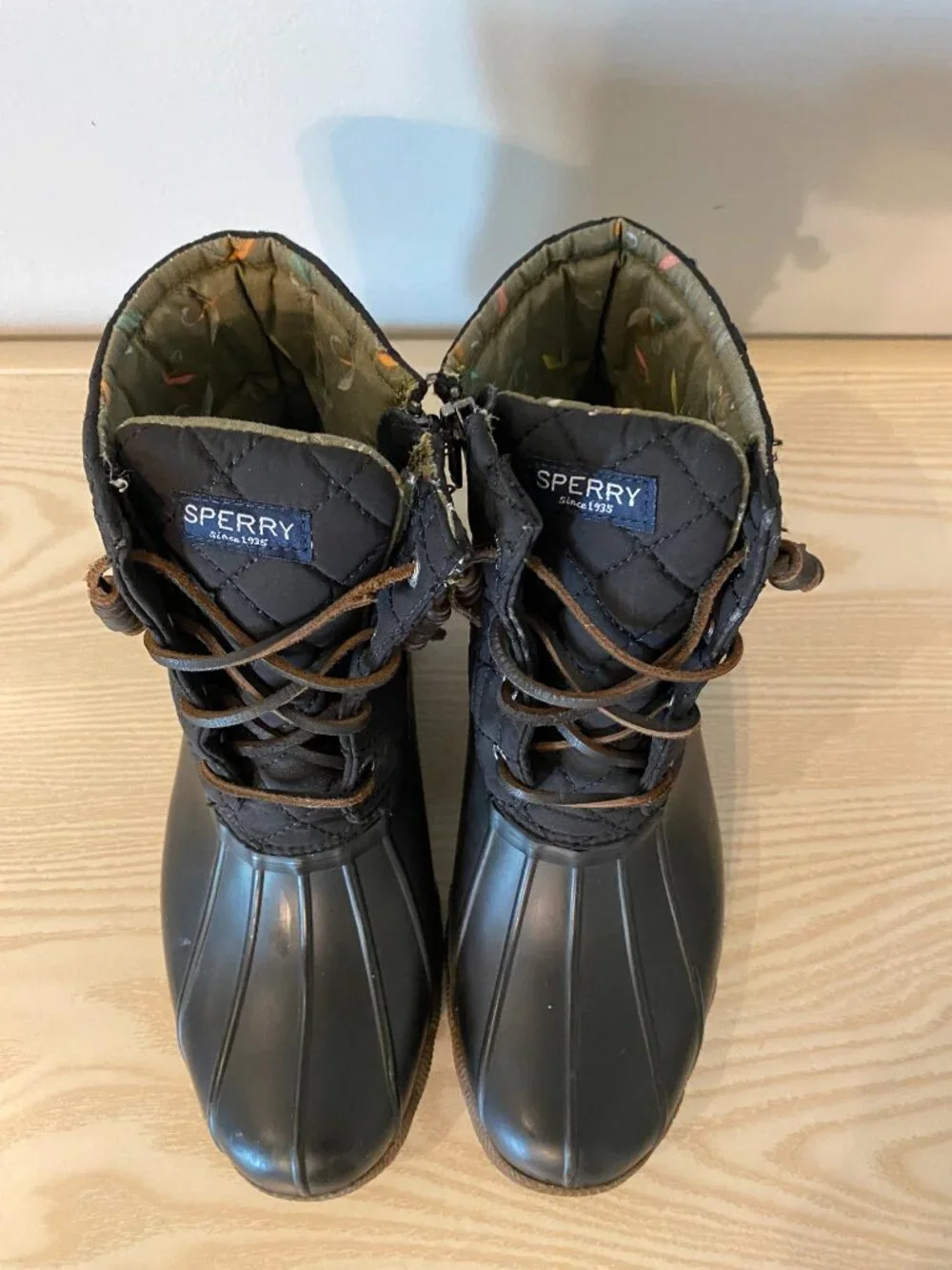 Sperry Saltwater Quilted Duck Boots Waterproof Black Women's 7.5 STS94063